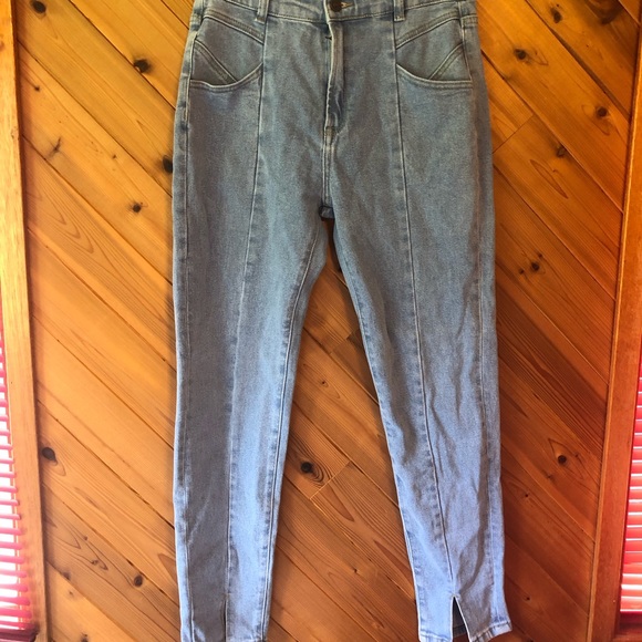 IND and LOU cropped jeans SM - Picture 2 of 7